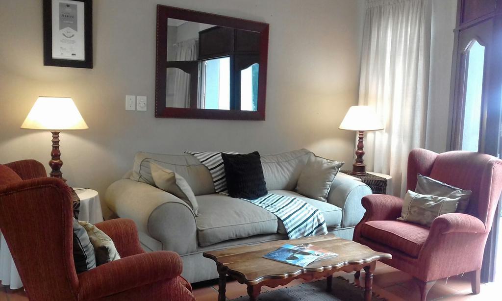Cu Guest House 팔라보르와 외부 사진
