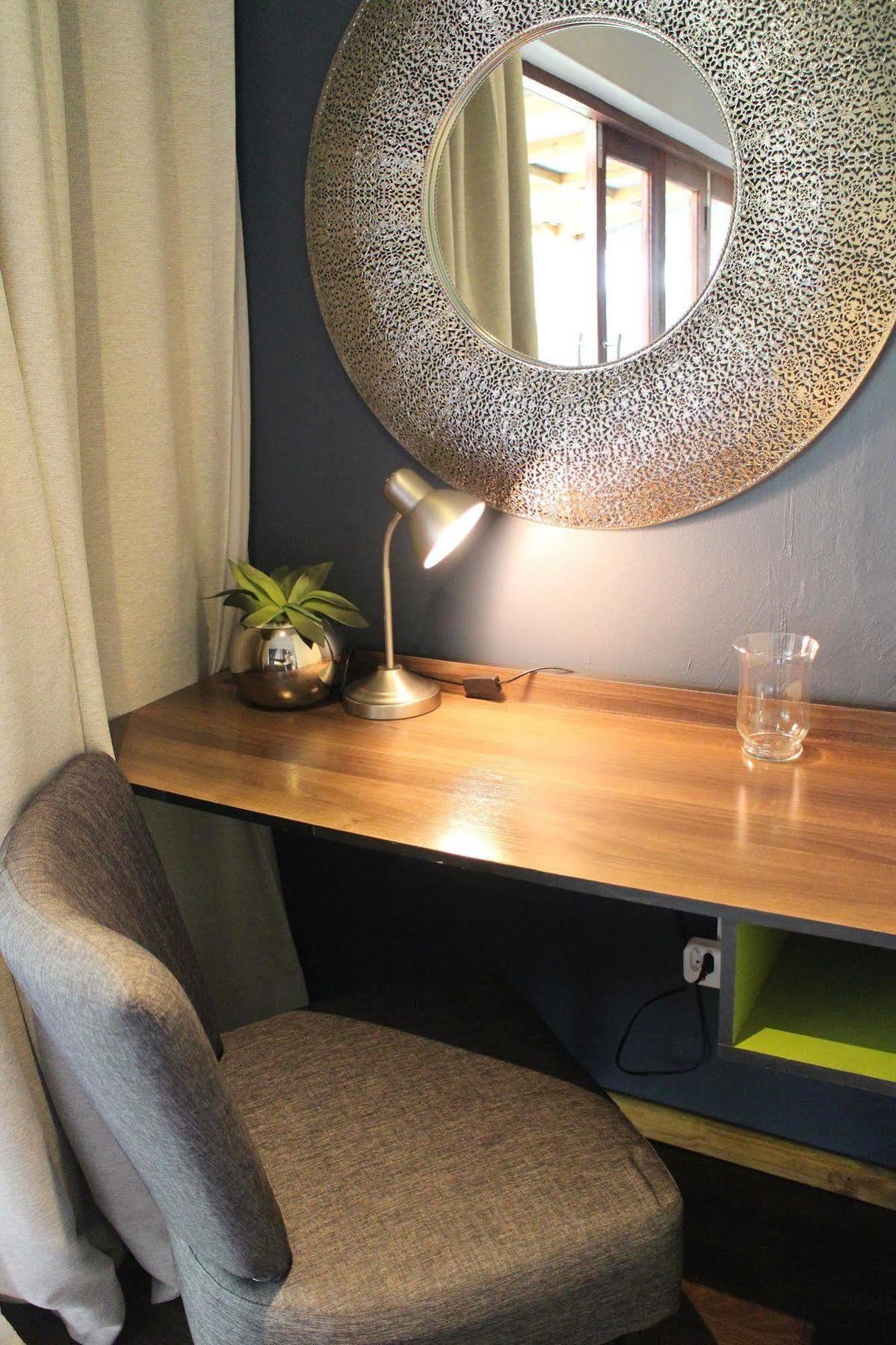 Cu Guest House 팔라보르와 외부 사진