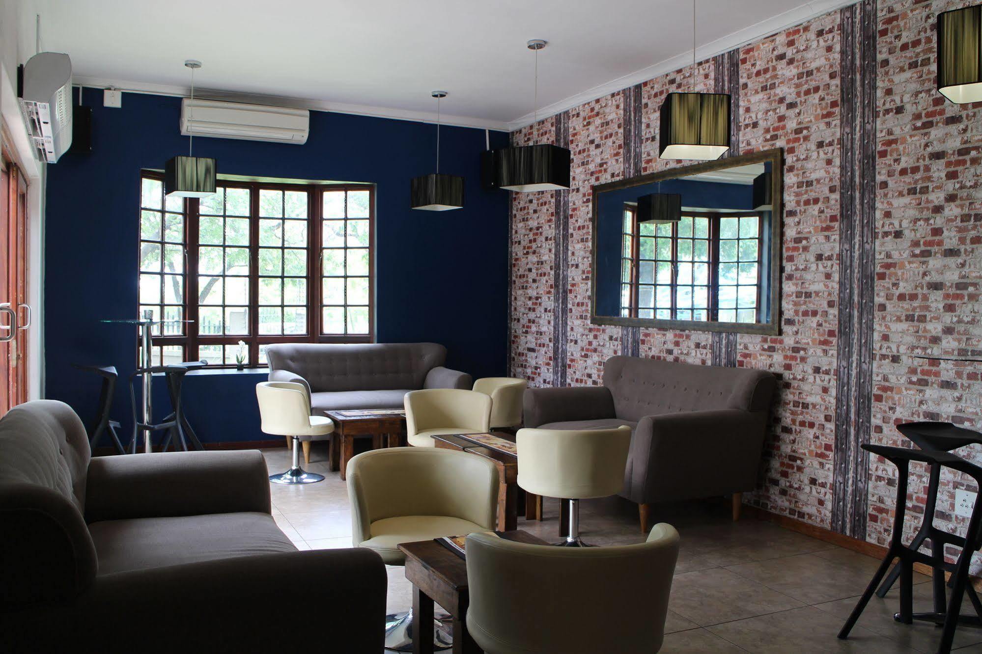 Cu Guest House 팔라보르와 외부 사진
