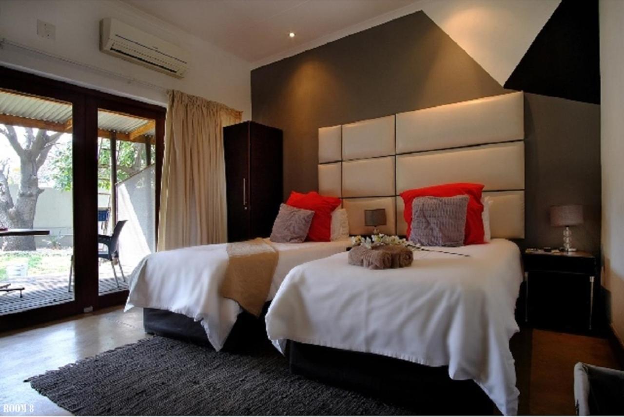 Cu Guest House 팔라보르와 외부 사진