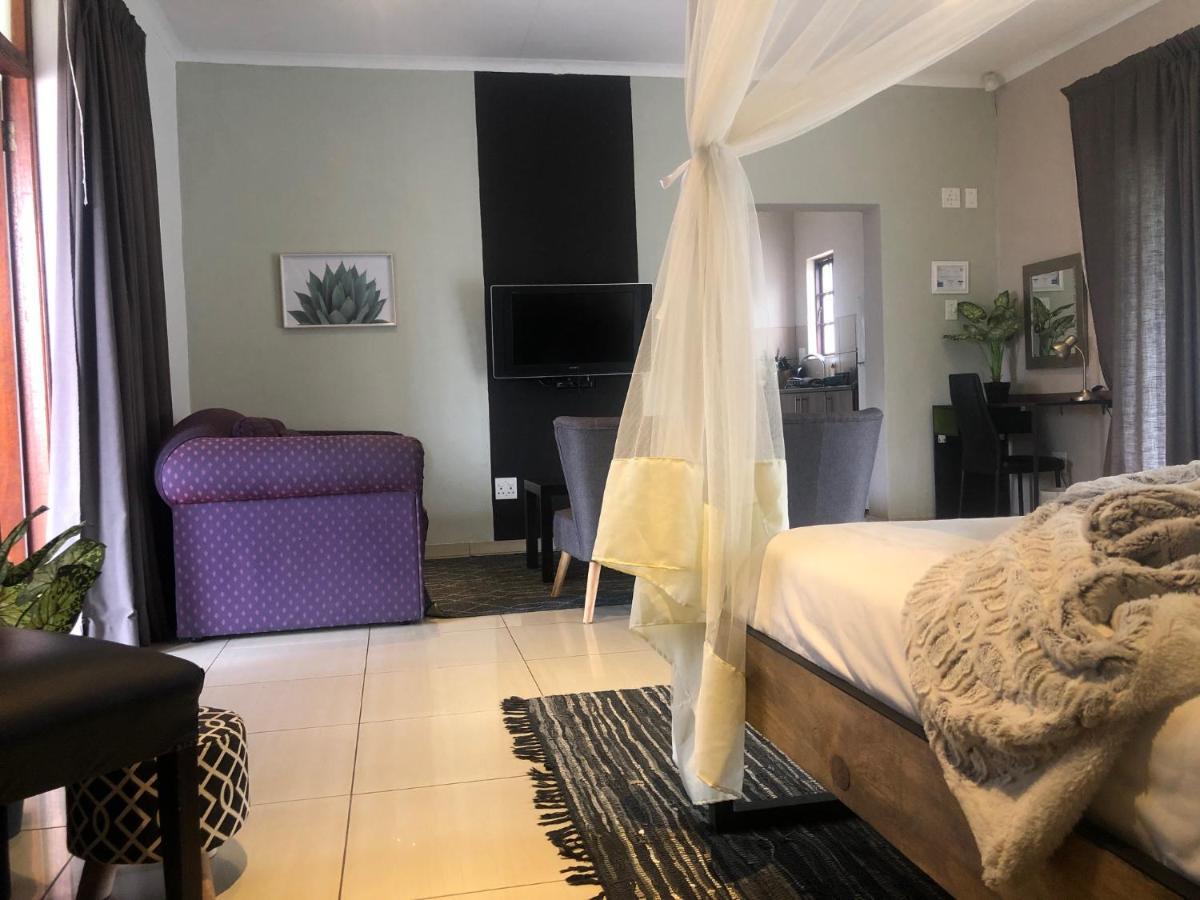 Cu Guest House 팔라보르와 외부 사진